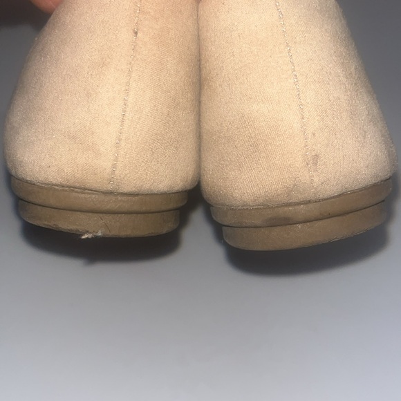 3/$15. Ladies Flats 11 - Picture 4 of 7